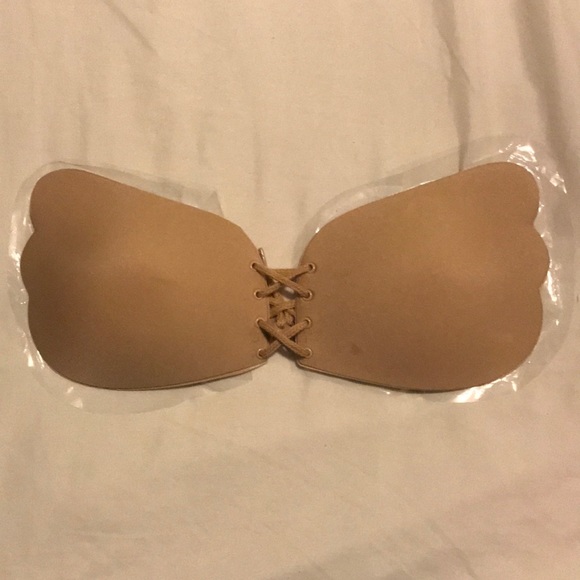 COPY - Fashion Nova Backless Invisible Bra - Picture 3 of 5
